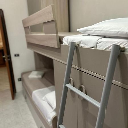 Santa Maria House Apartment เนเปิลส์ ภายนอก รูปภาพ
